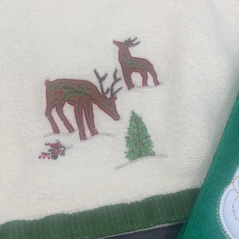 Six Vintage Fringed Christmas Tree Santa Bells Deer Holly Hand Finger Towels